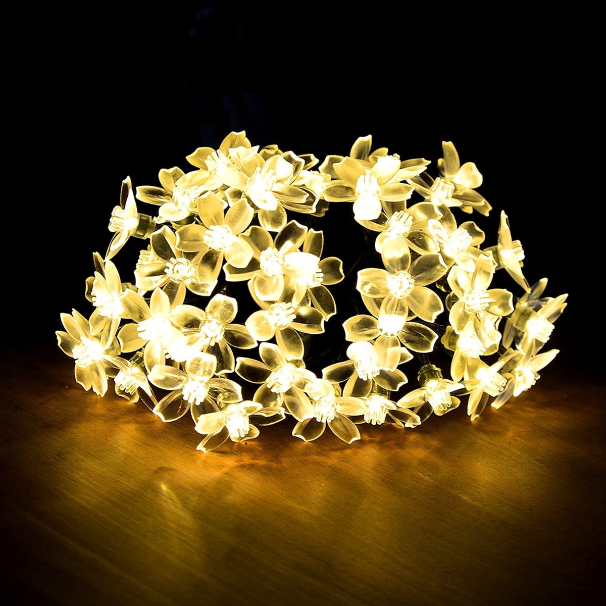 Decorative Solar-Powered Flower Lights for Garden and Outdoor Spaces